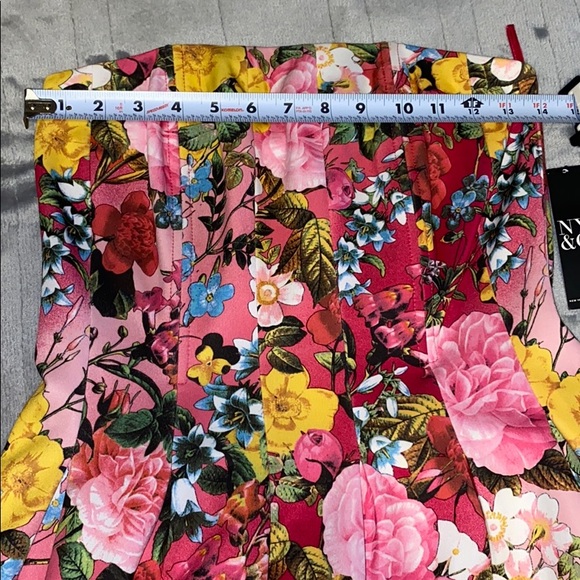 NWT NY&CO Strapless Floral Dress w/ POCKETS! - Picture 8 of 11